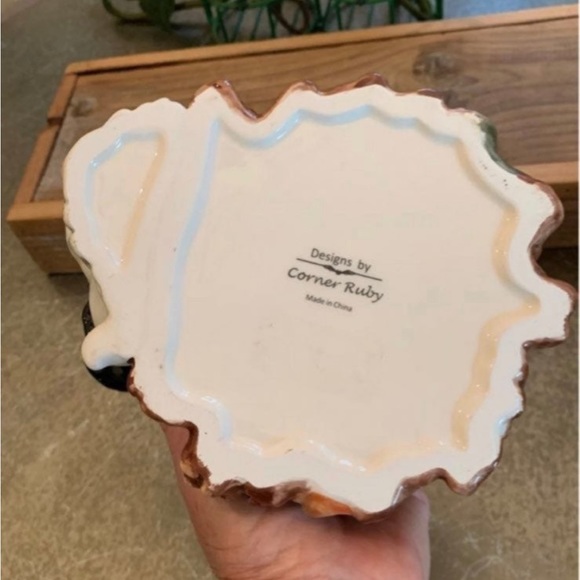 Corner Ruby "Halloween" RIP Ghost & Tree Trunk Candy Dish - Picture 4 of 6